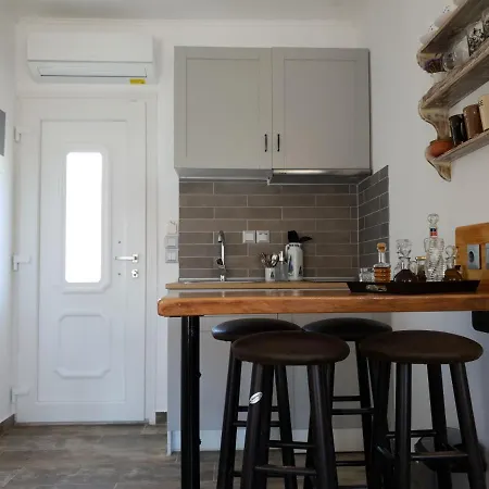 Kartalia Apartment *
