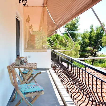Kartalia Apartment *